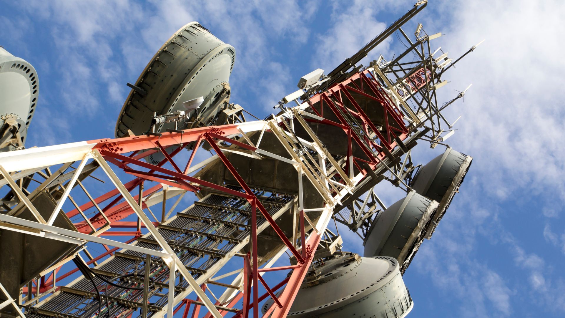 Tours de télécommunication